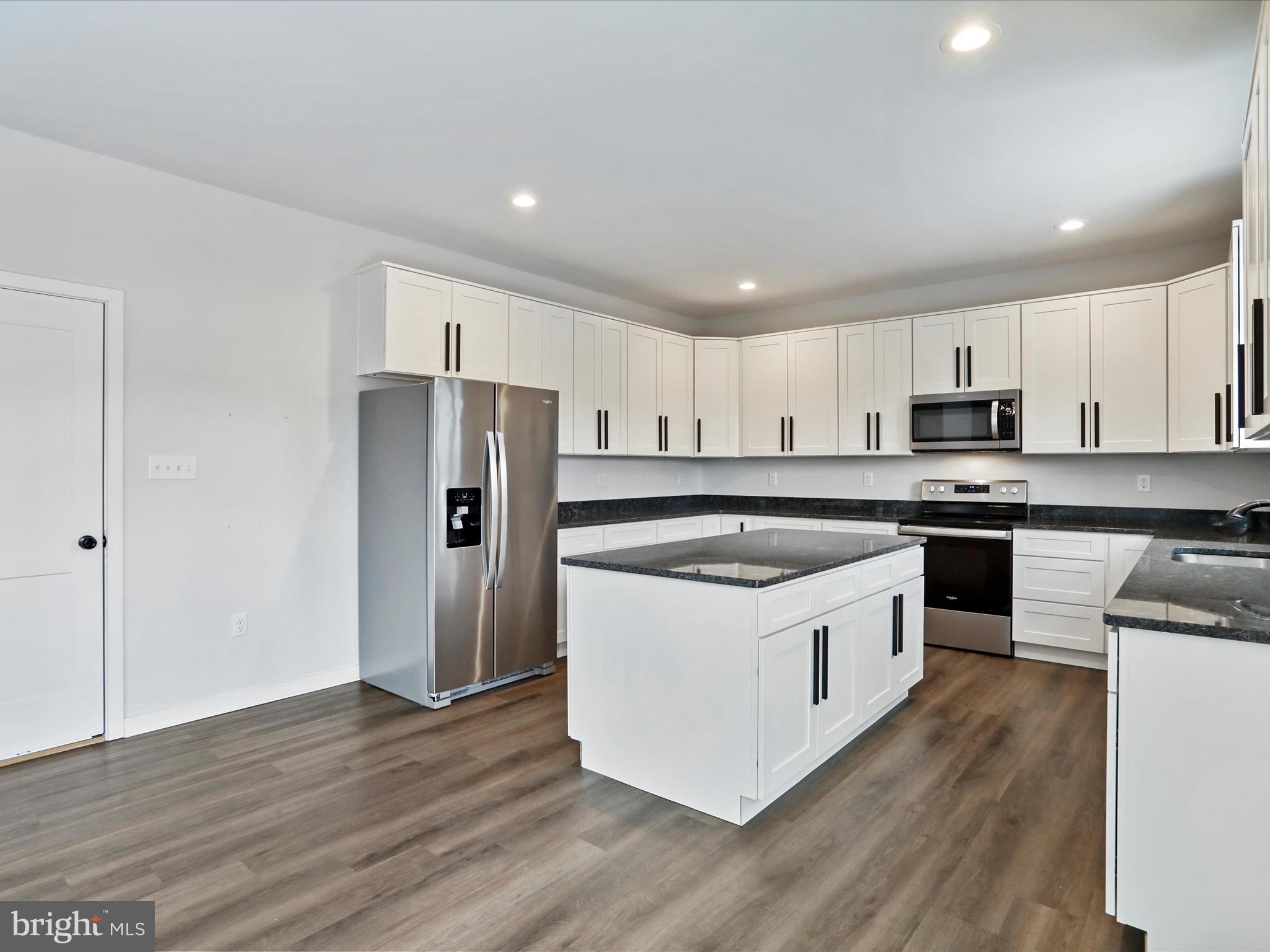 GREENWOOD ACRES - Residential