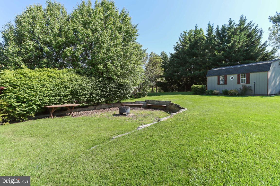 WALNUT HILL - Residential