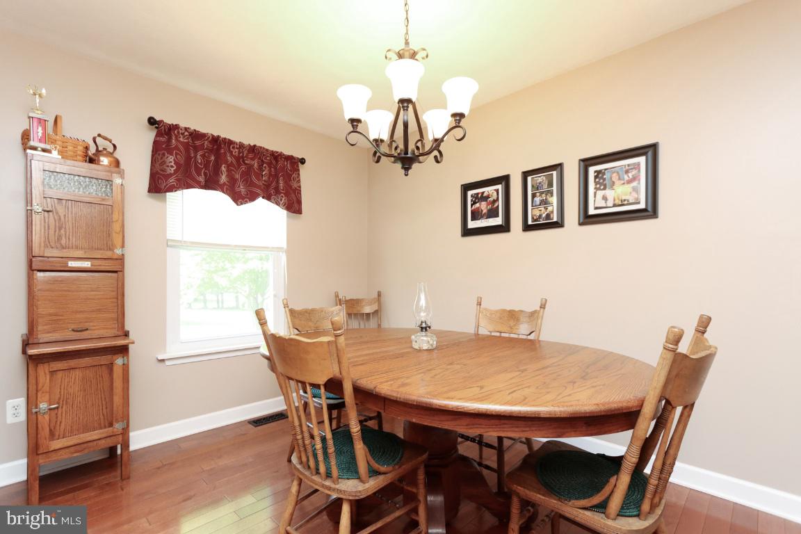 WALNUT HILL - Residential