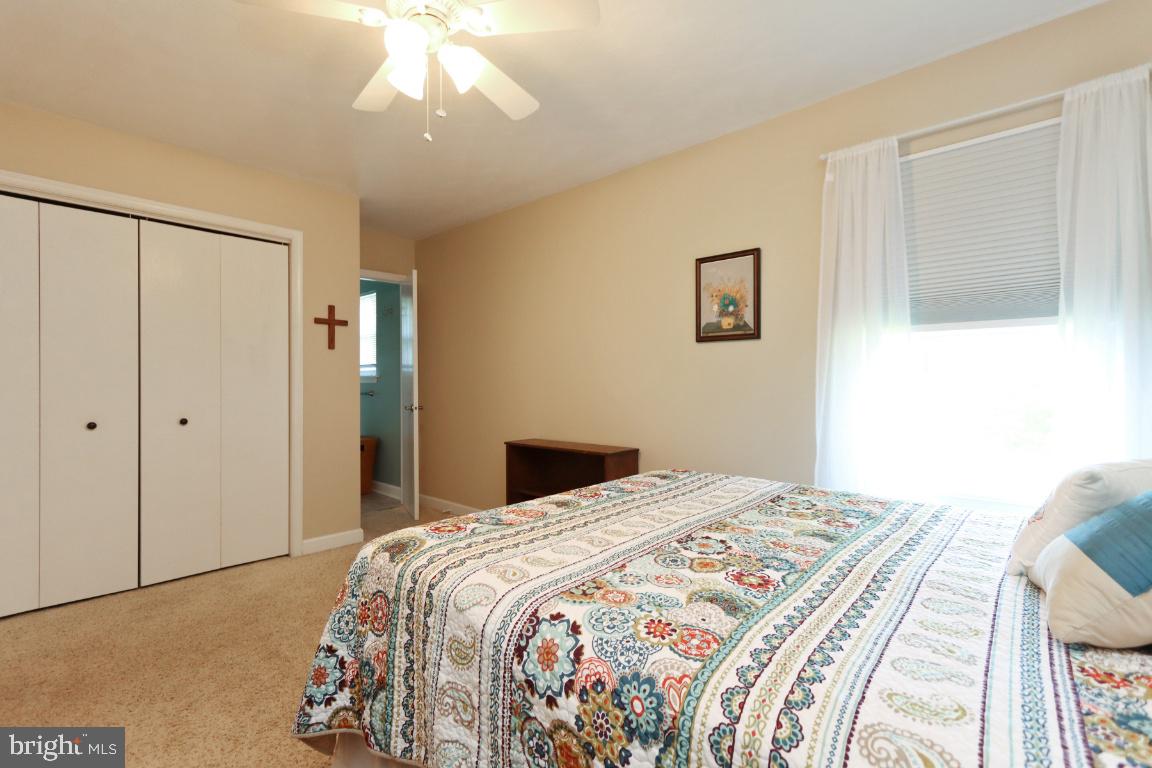 WALNUT HILL - Residential