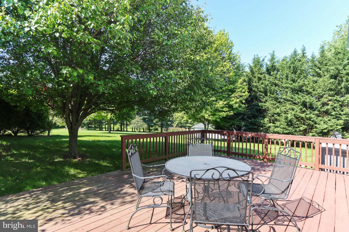 WALNUT HILL - Residential