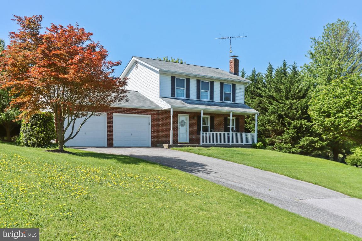 WALNUT HILL - Residential