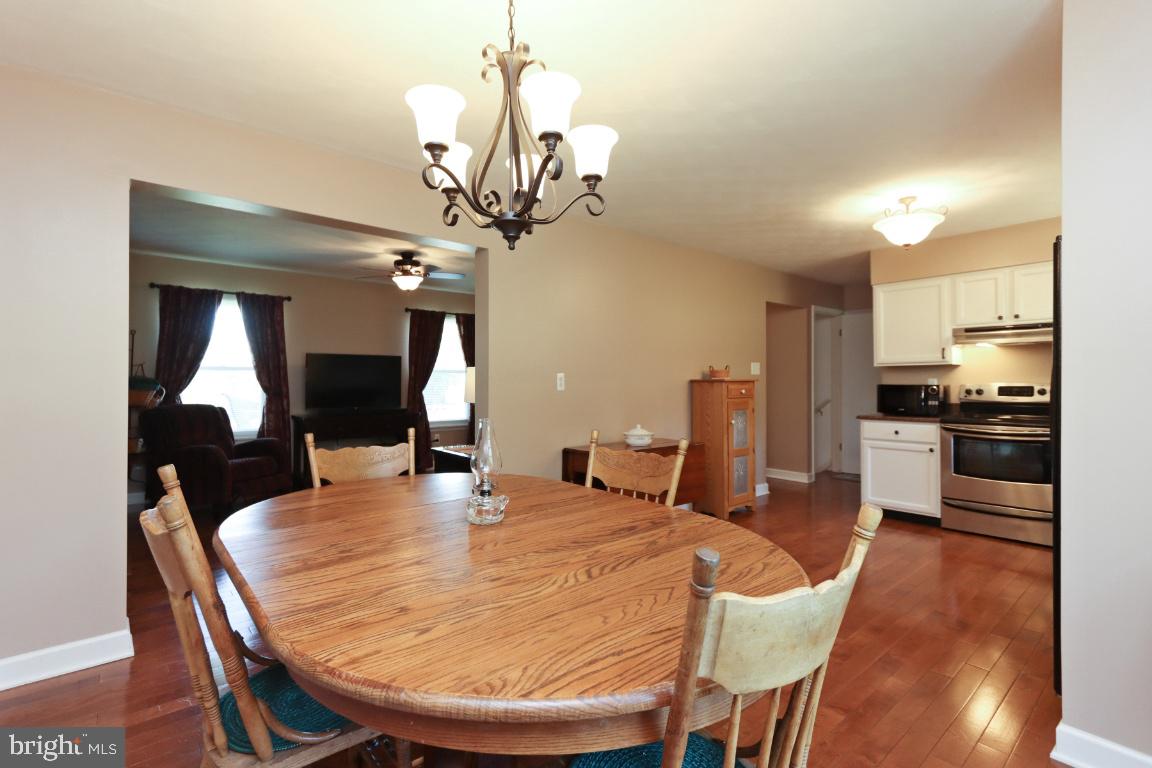 WALNUT HILL - Residential