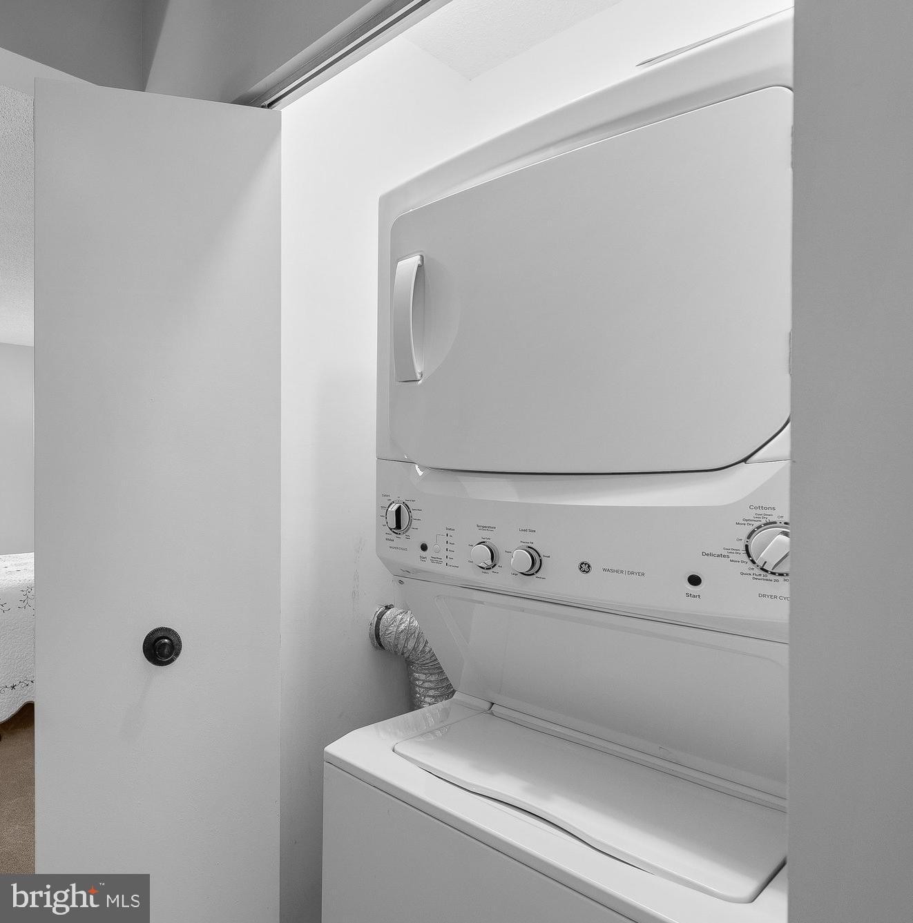 GREENS AT LEISURE WORLD - Residential