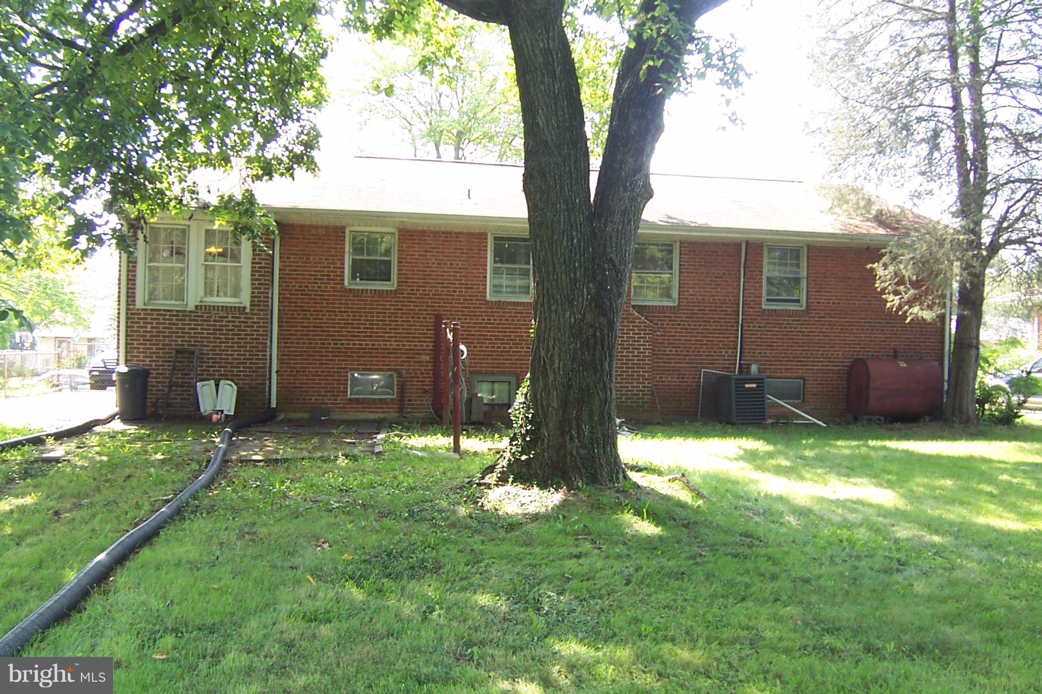 BOTTS - Residential Lease