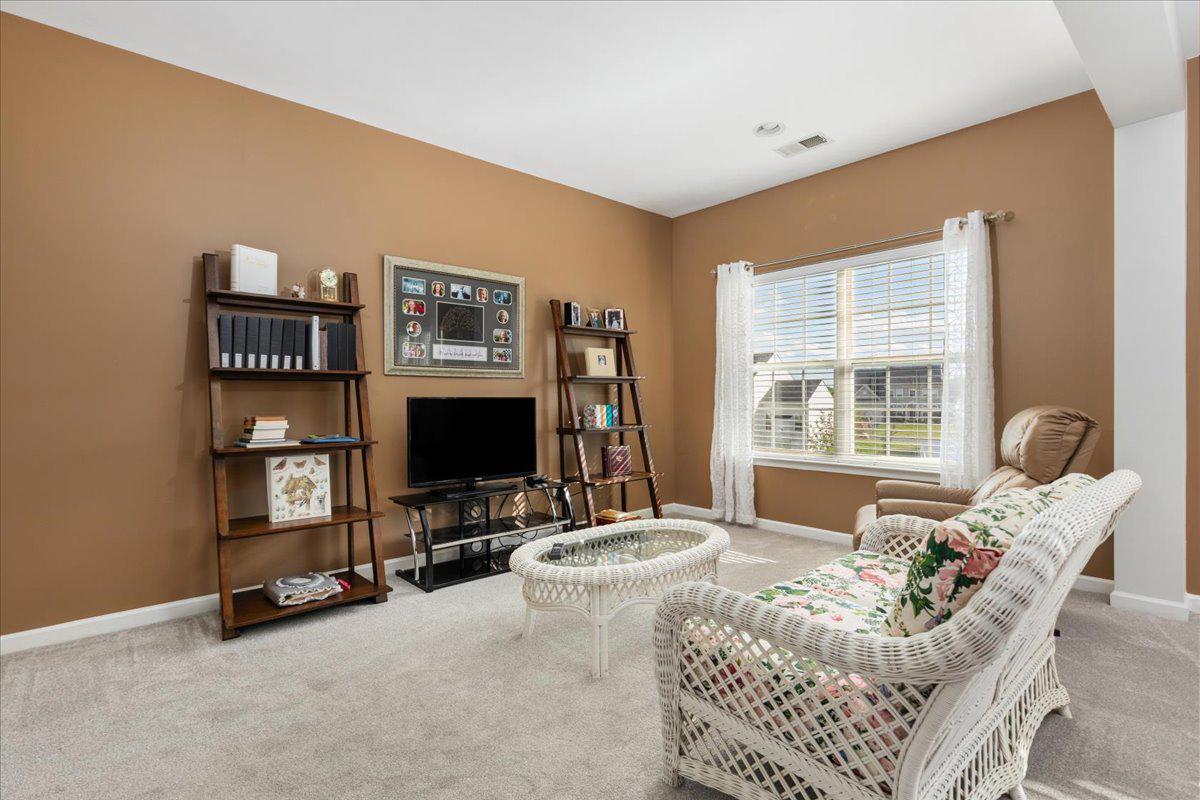 WAKELAND MANOR - Residential