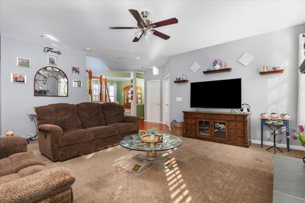 WAKELAND MANOR - Residential