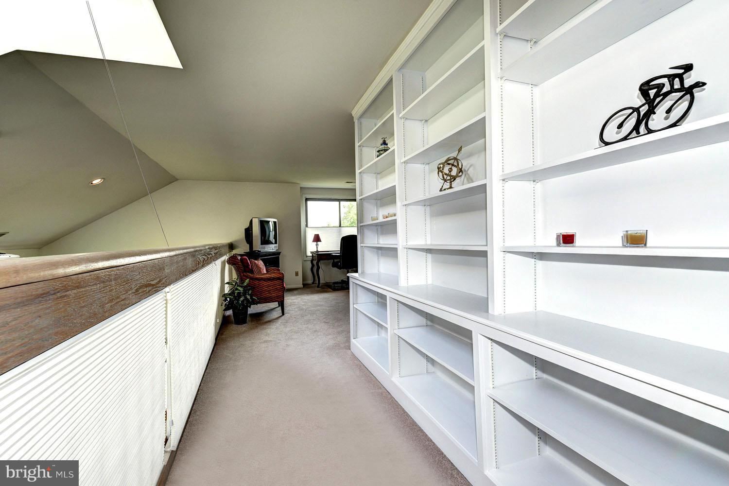 SHEARWATER CONDO - Residential