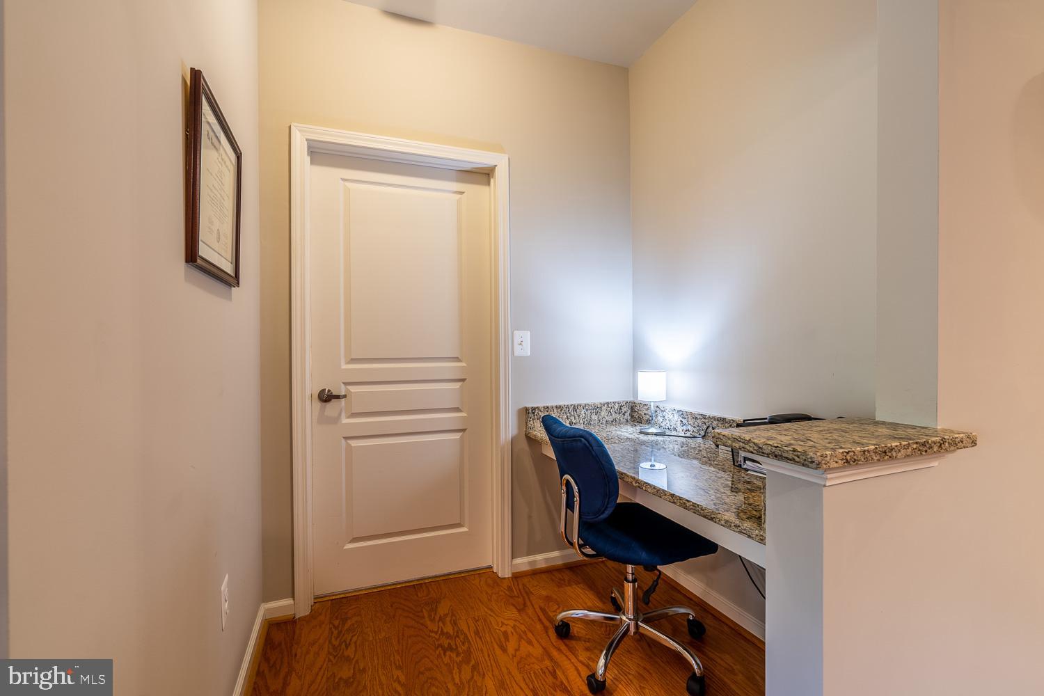 SAVOY AT RESTON TOWN CENTER - Residential