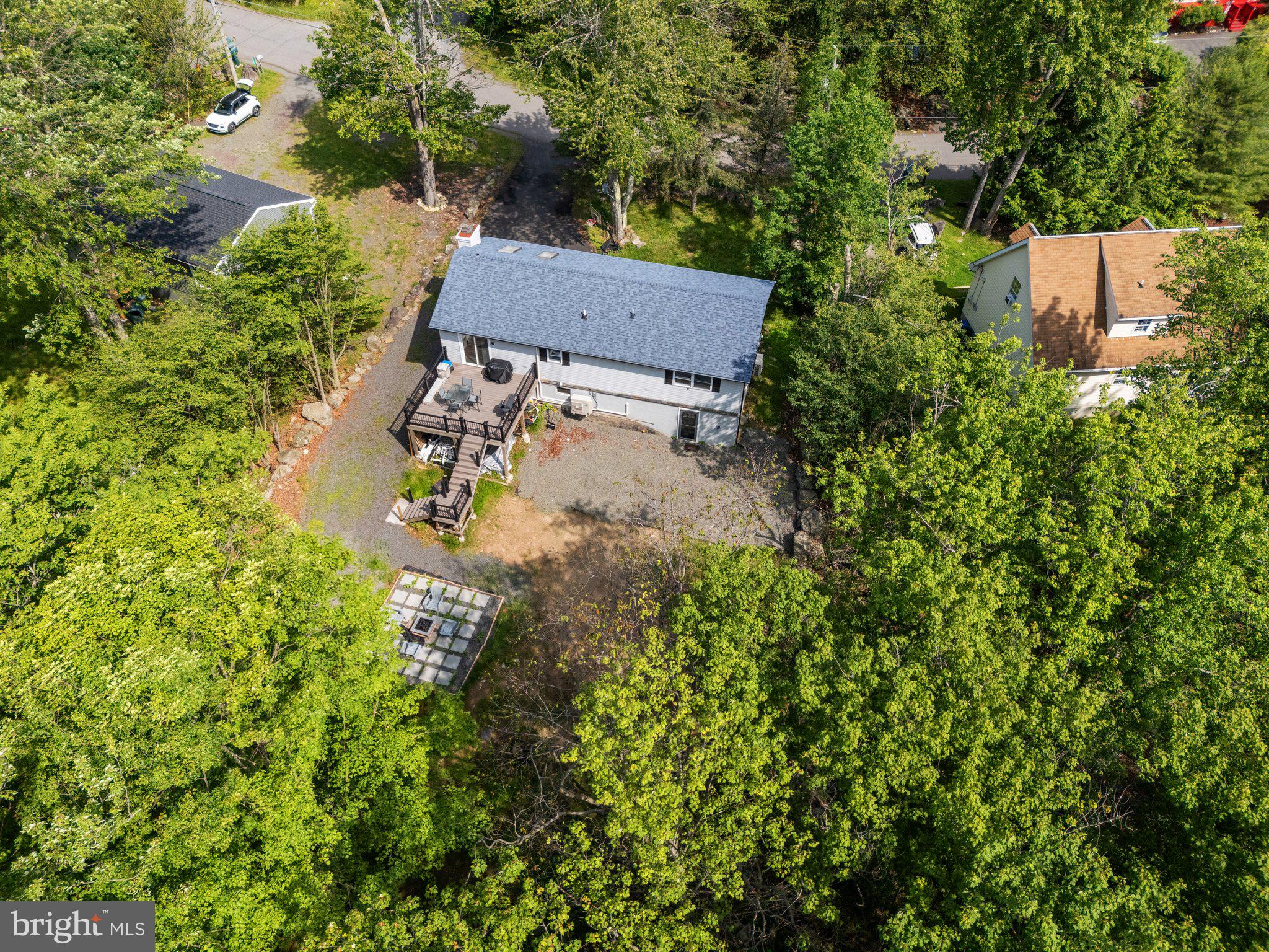 POCONO COUNTRY PLACE - Residential