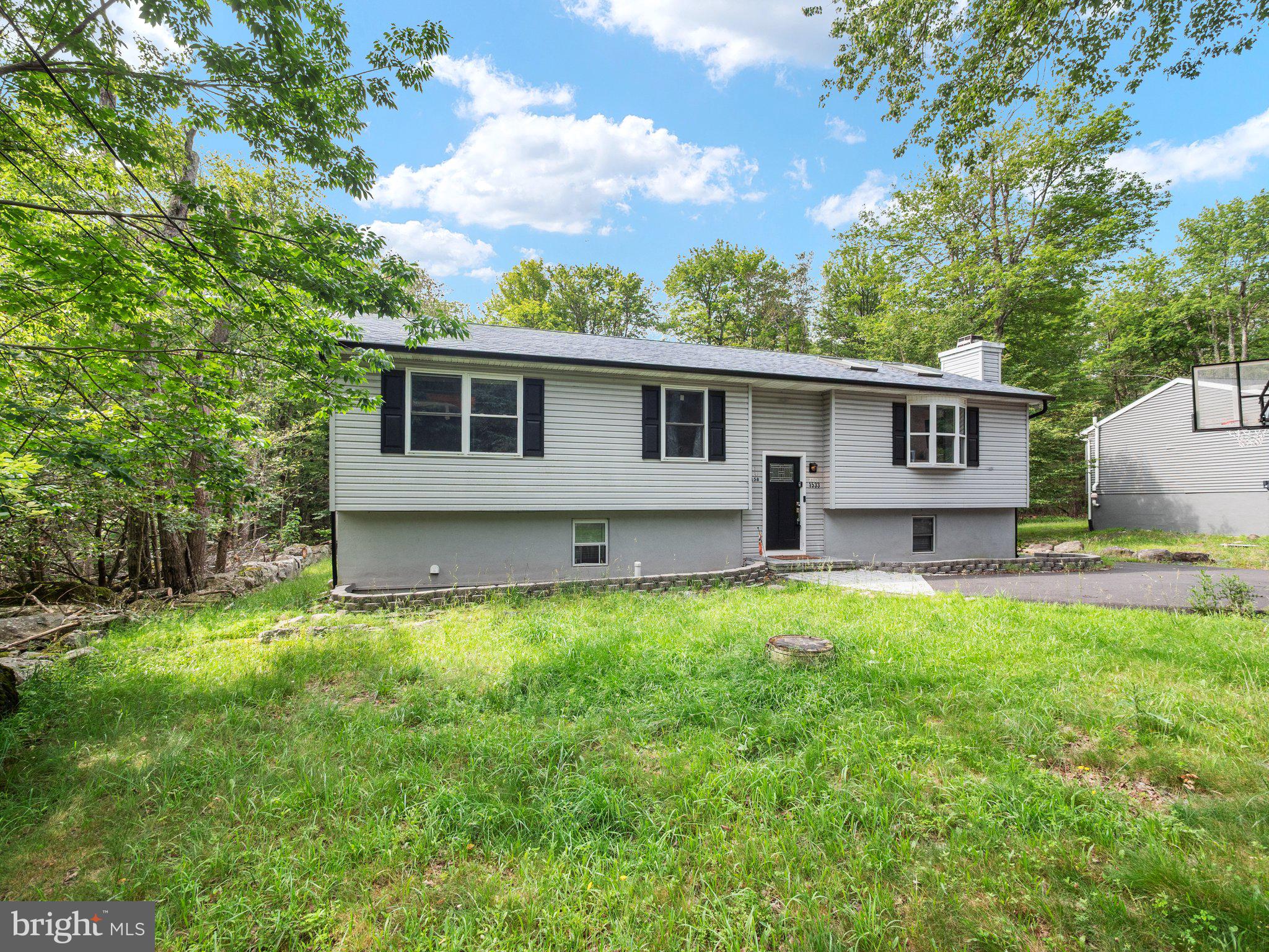 POCONO COUNTRY PLACE - Residential