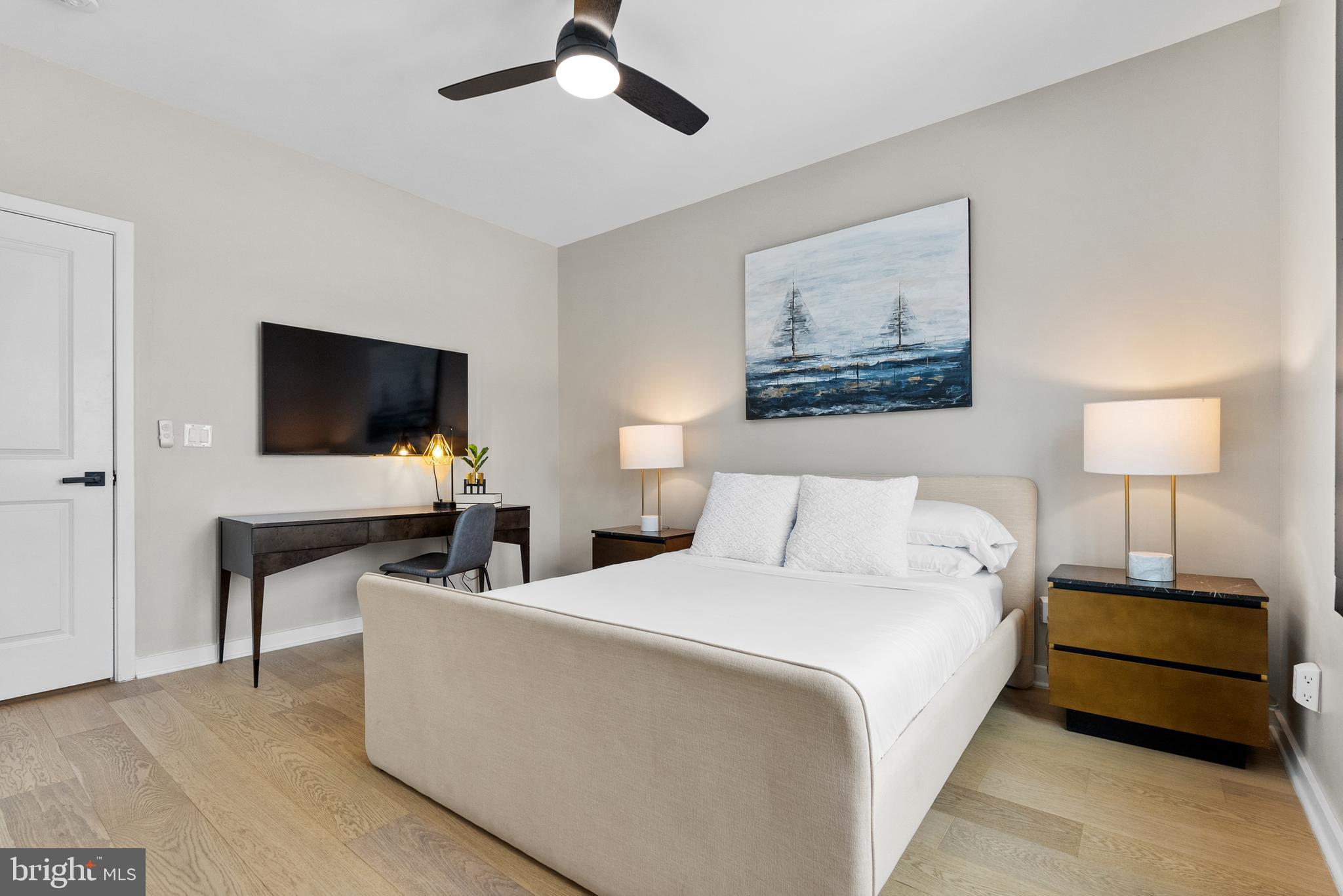 OLD TOWN ALEXANDRIA - Residential