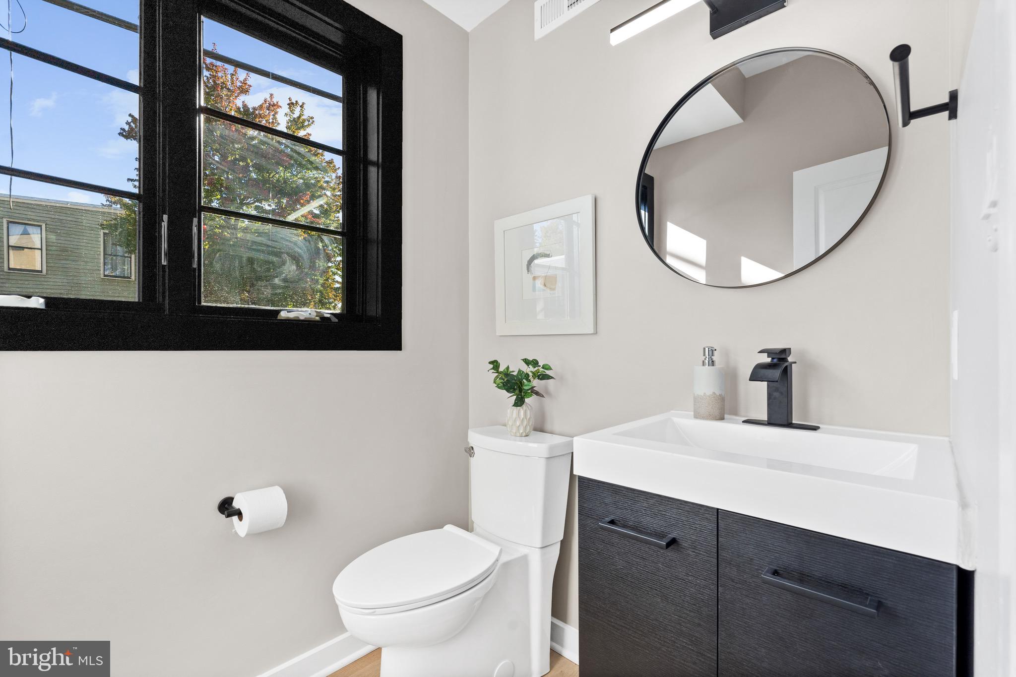 OLD TOWN ALEXANDRIA - Residential