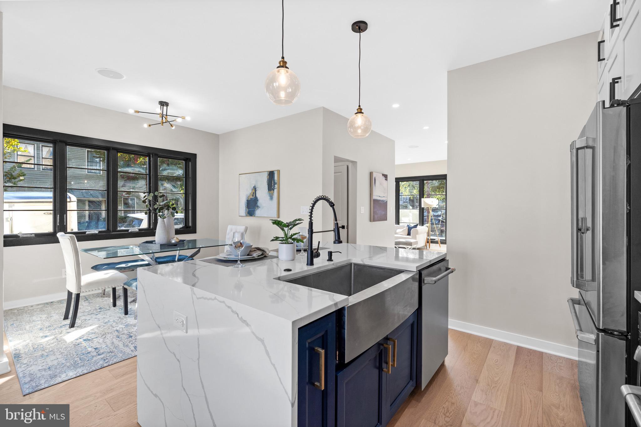 OLD TOWN ALEXANDRIA - Residential