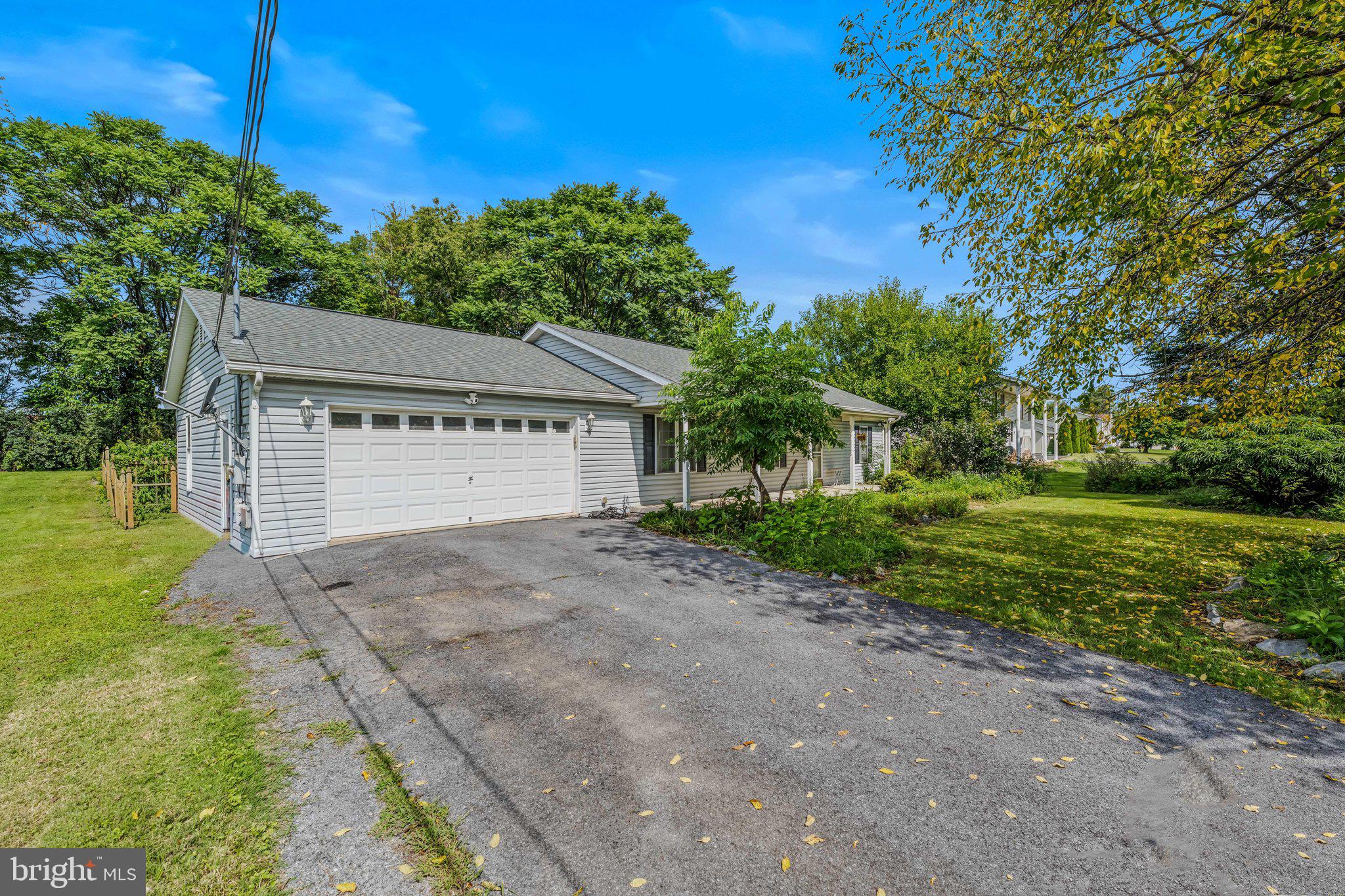 455 WILLIS DRIVE