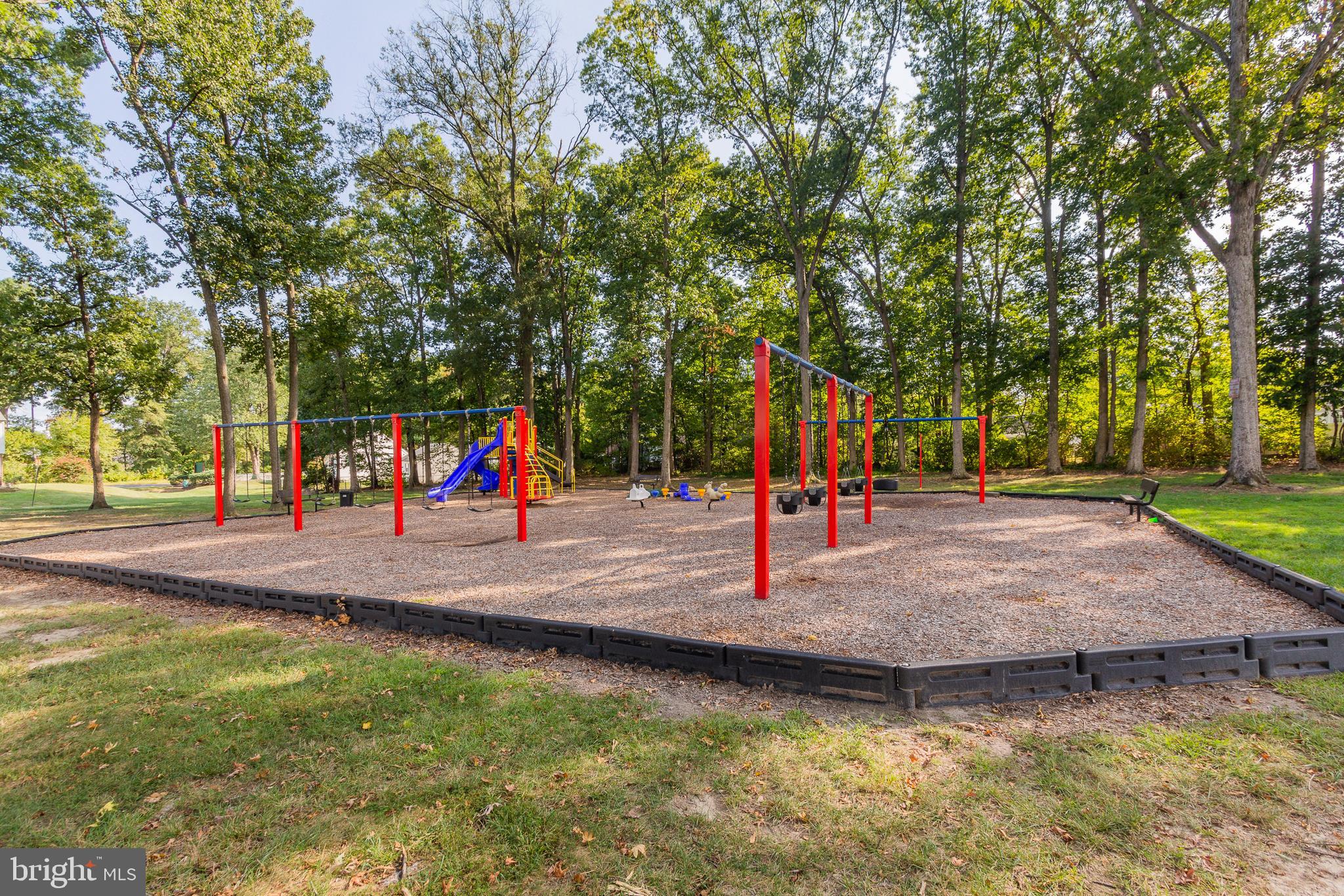 CHESTNUT WOODS - Residential