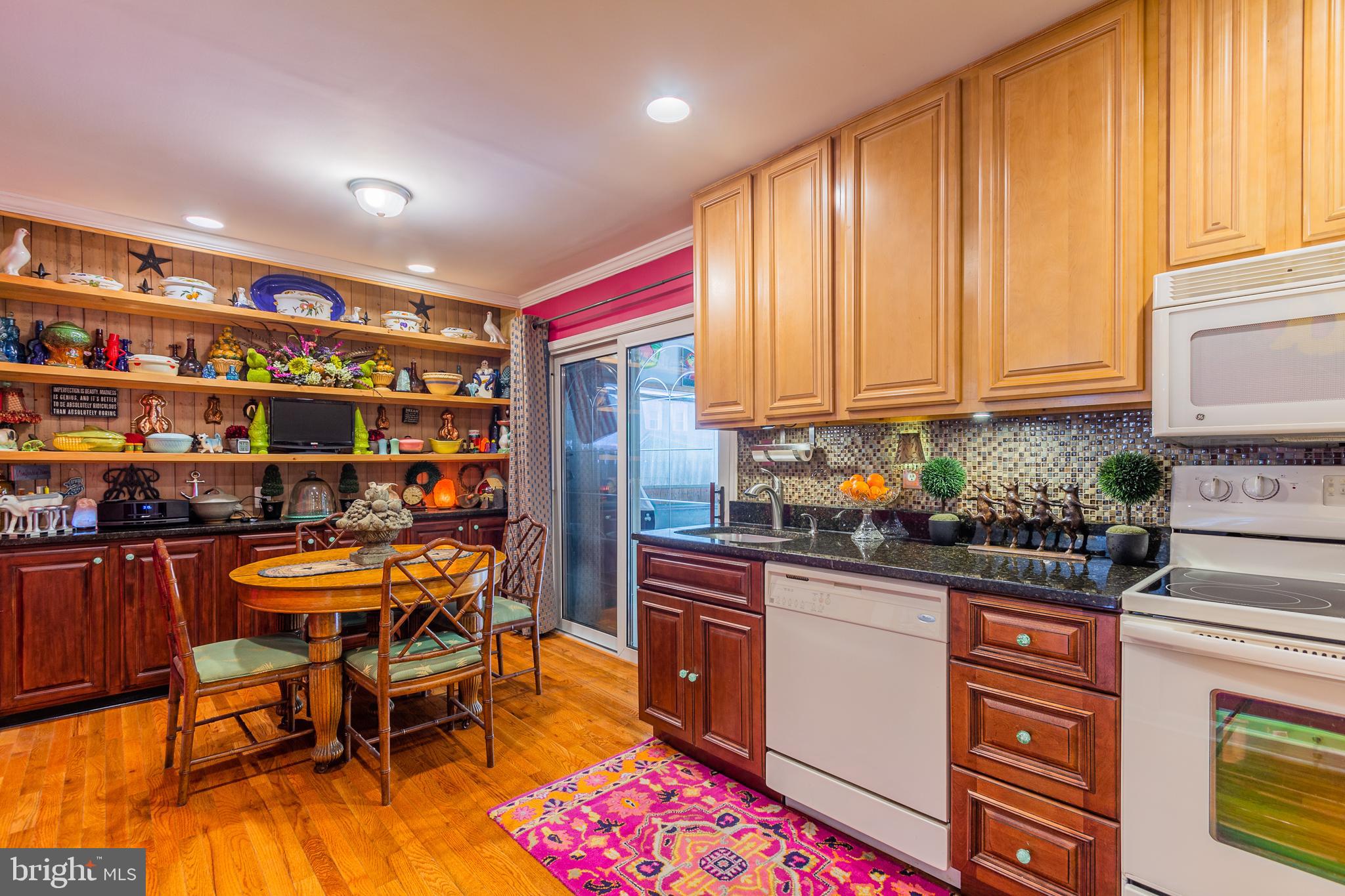 CHESTNUT WOODS - Residential