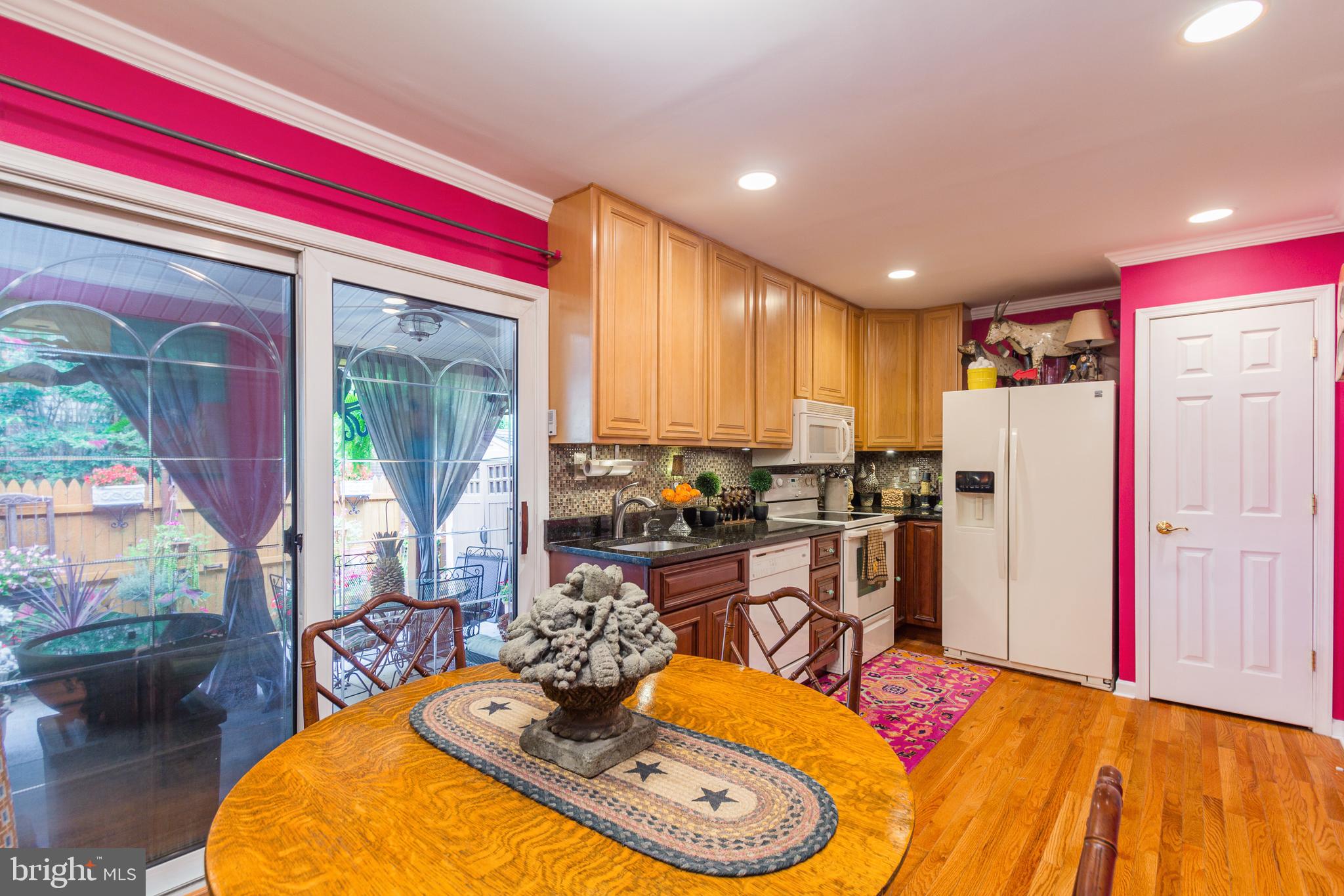 CHESTNUT WOODS - Residential