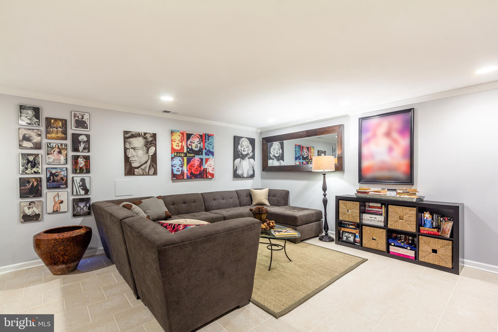 CHESTNUT WOODS - Residential