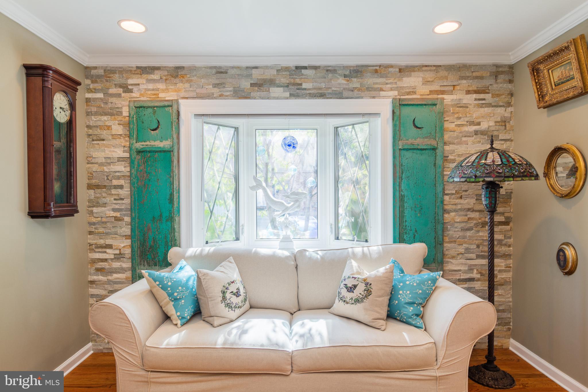 CHESTNUT WOODS - Residential