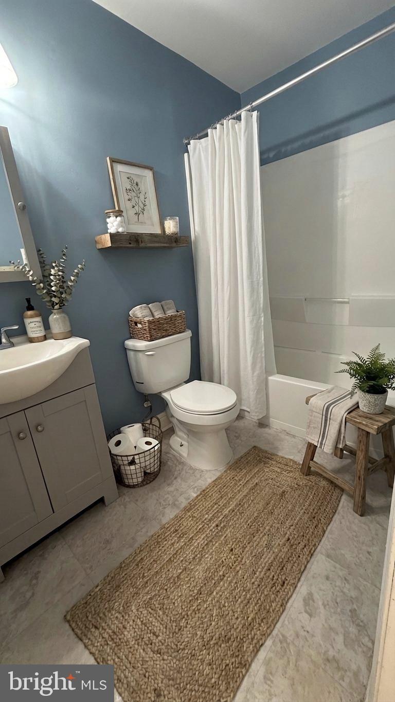 WINCHESTER CITY - Residential