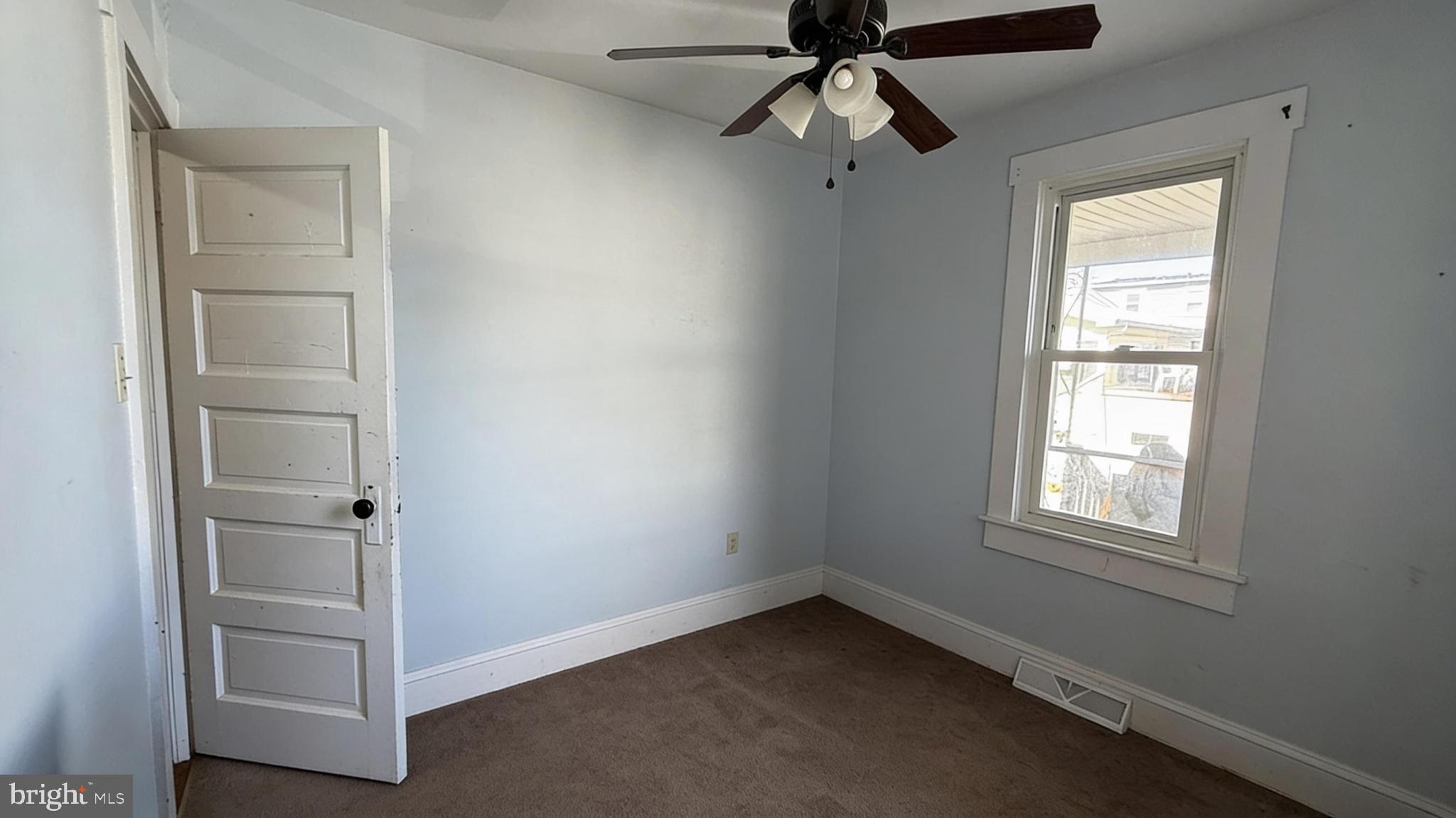 WINCHESTER CITY - Residential
