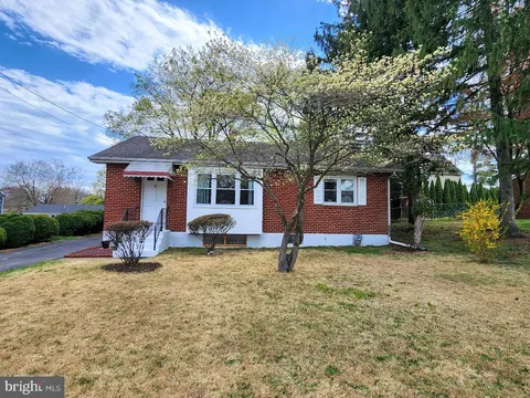 6016 Old Capitol Trail, Wilmington, DE MLS: DENC2079858