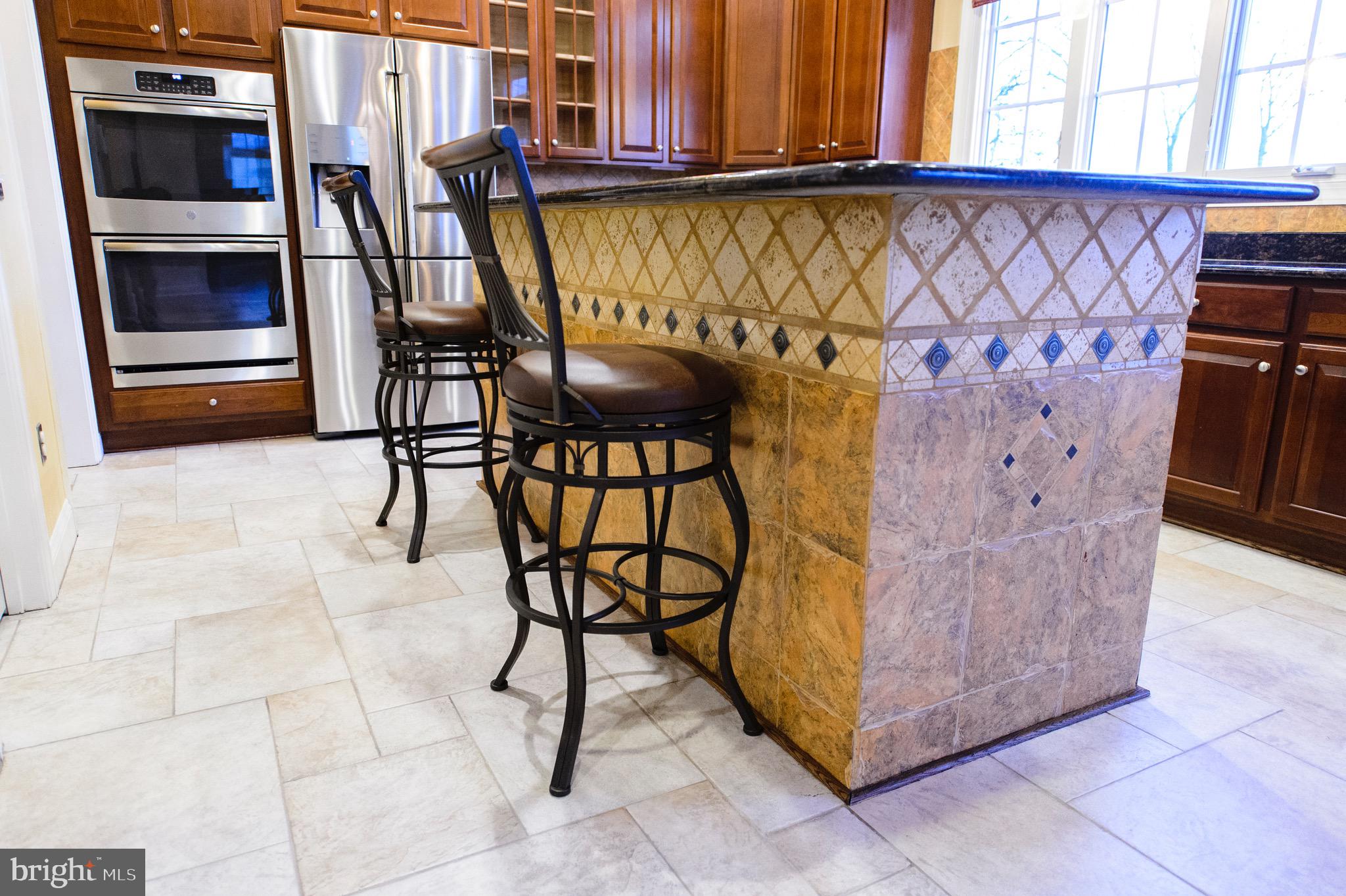 RIVER FALLS - Residential