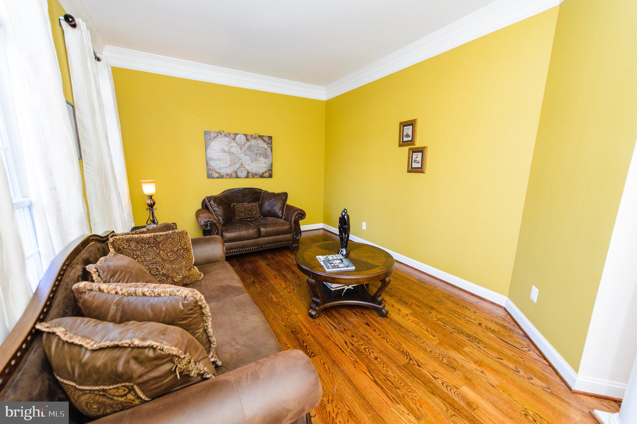 RIVER FALLS - Residential