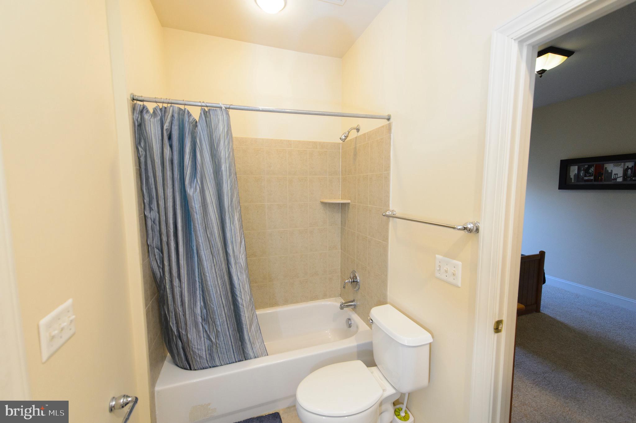 RIVER FALLS - Residential