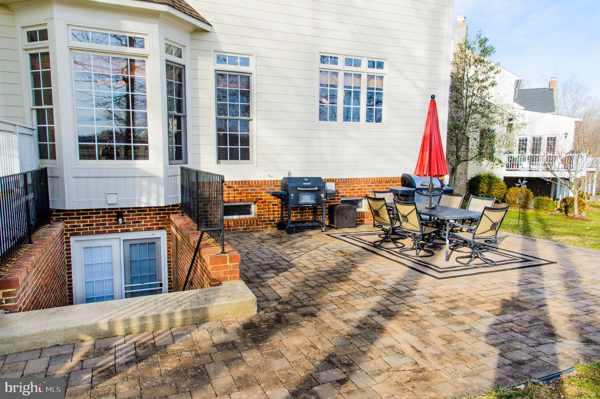 RIVER FALLS - Residential