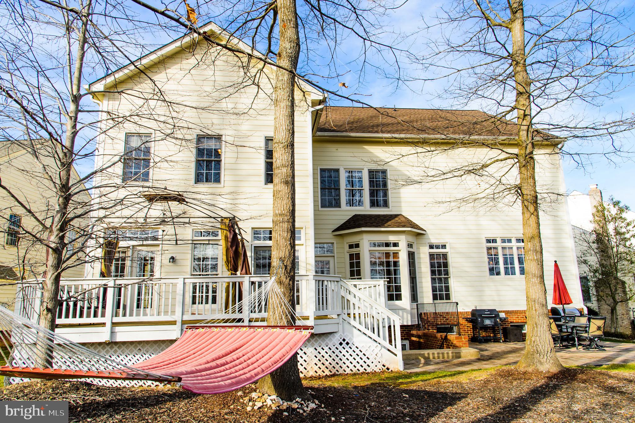 RIVER FALLS - Residential