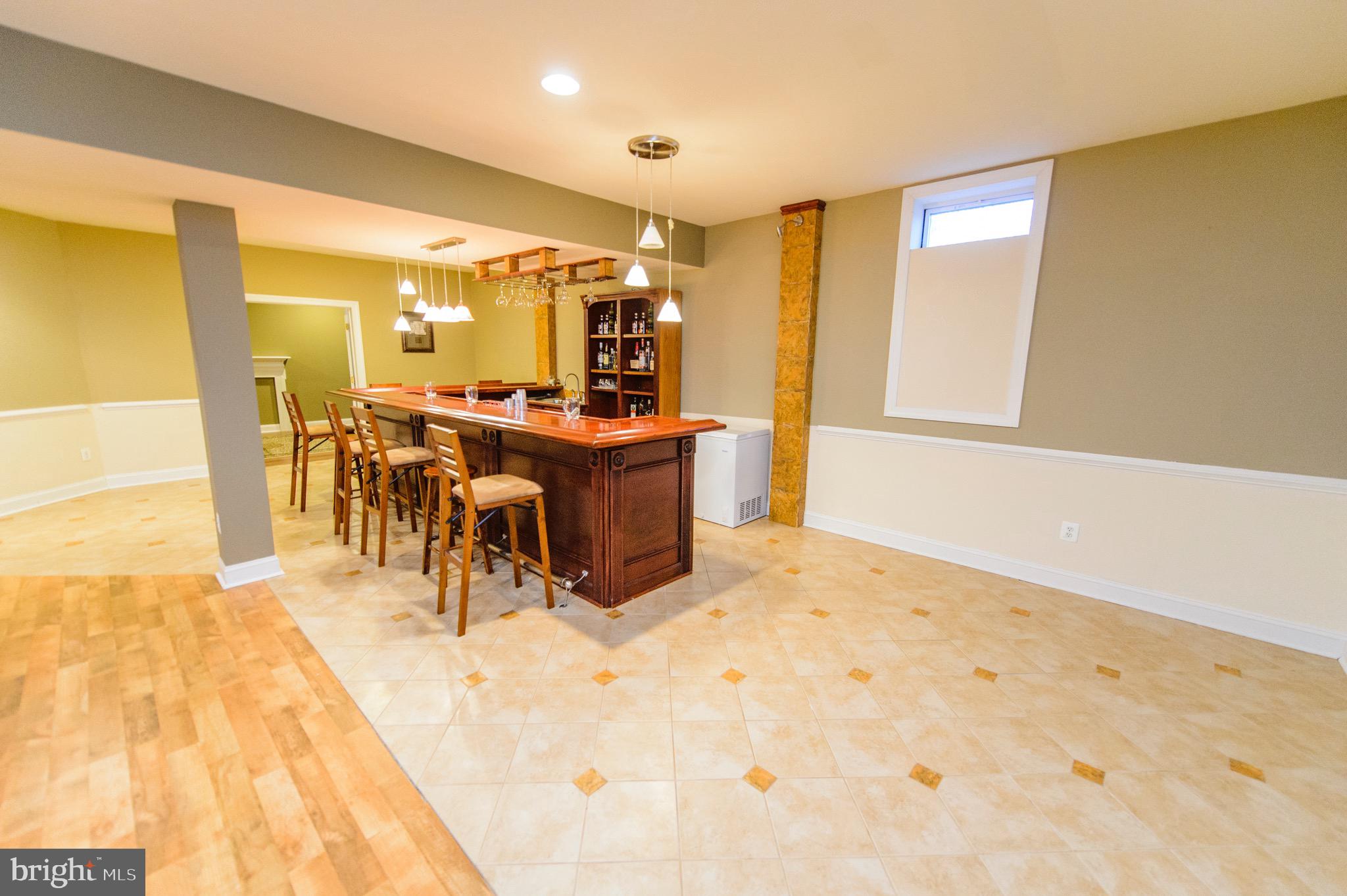 RIVER FALLS - Residential