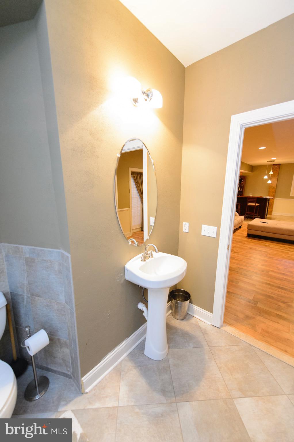 RIVER FALLS - Residential