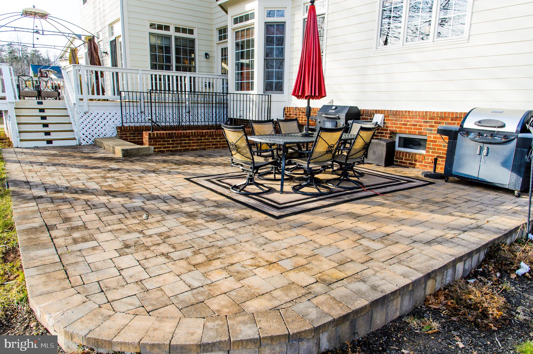 RIVER FALLS - Residential