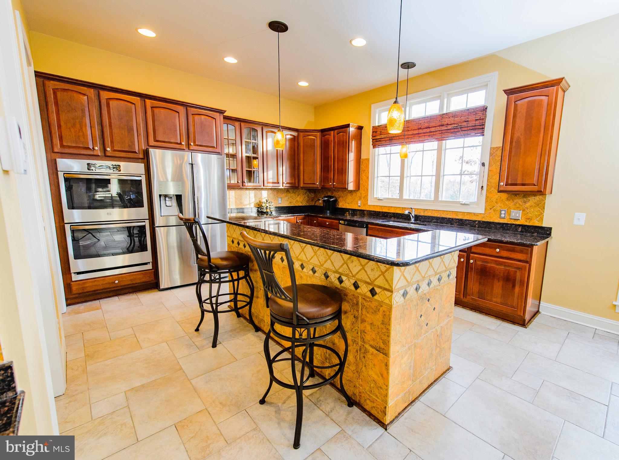 RIVER FALLS - Residential