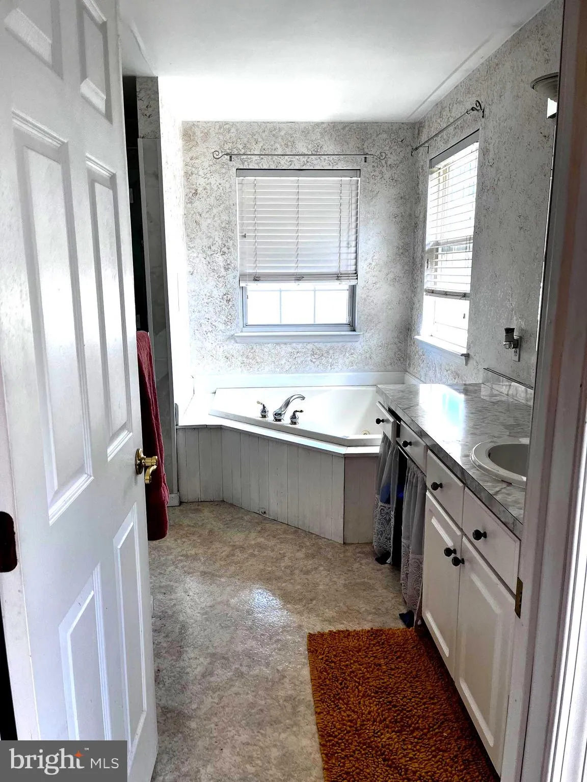 Deptford, New Jersey 08096, United States, 3 Bedrooms Bedrooms, ,3 BathroomsBathrooms,Residential,Active,103919