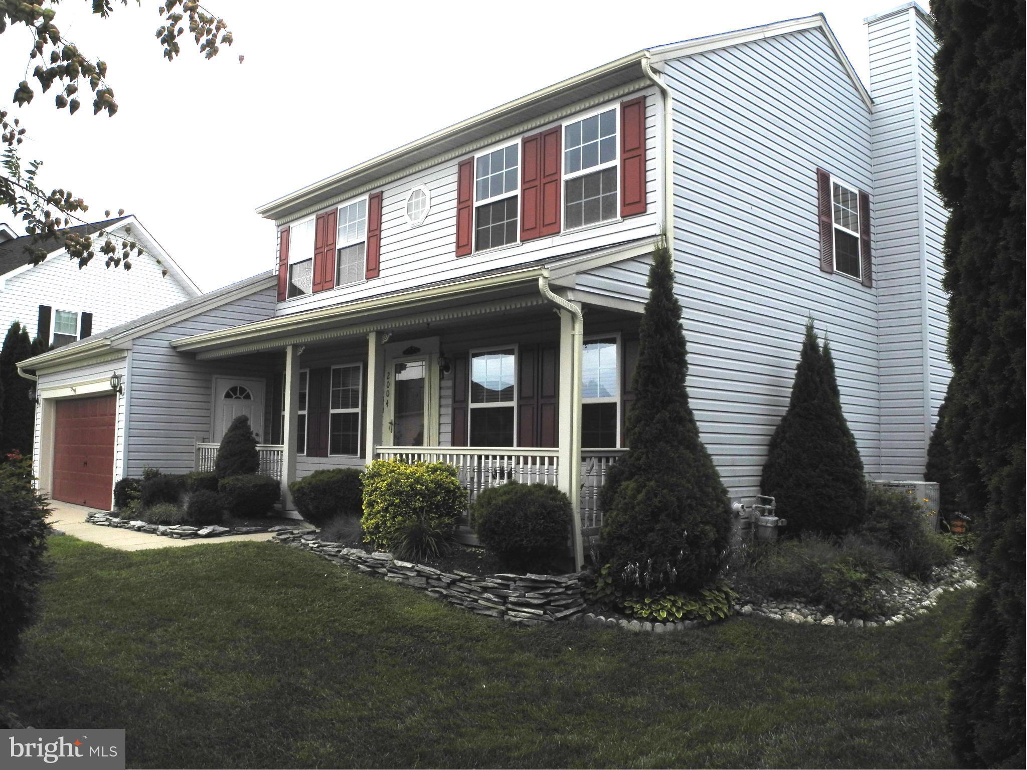 FOREST LAKES - Residential