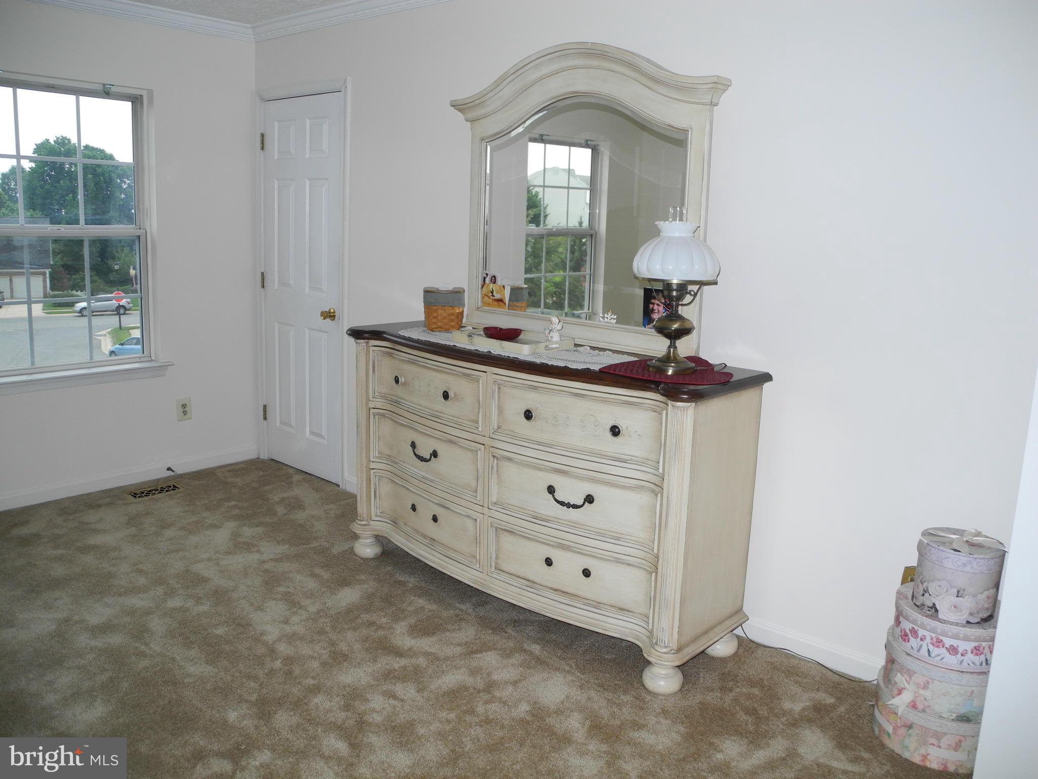 FOREST LAKES - Residential