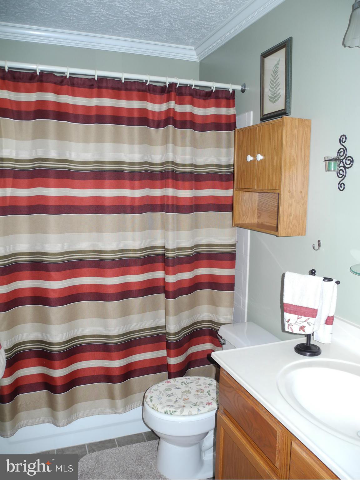 FOREST LAKES - Residential