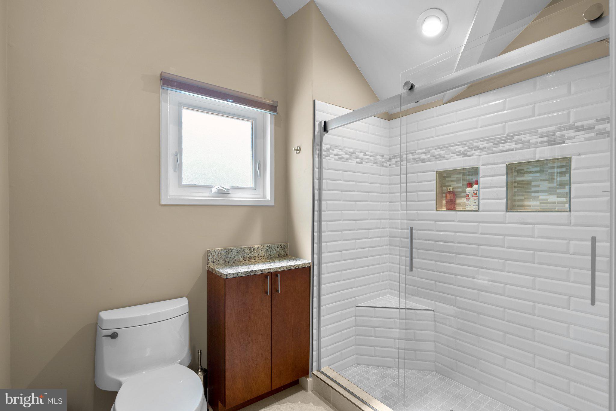 BEACON HILL - Residential