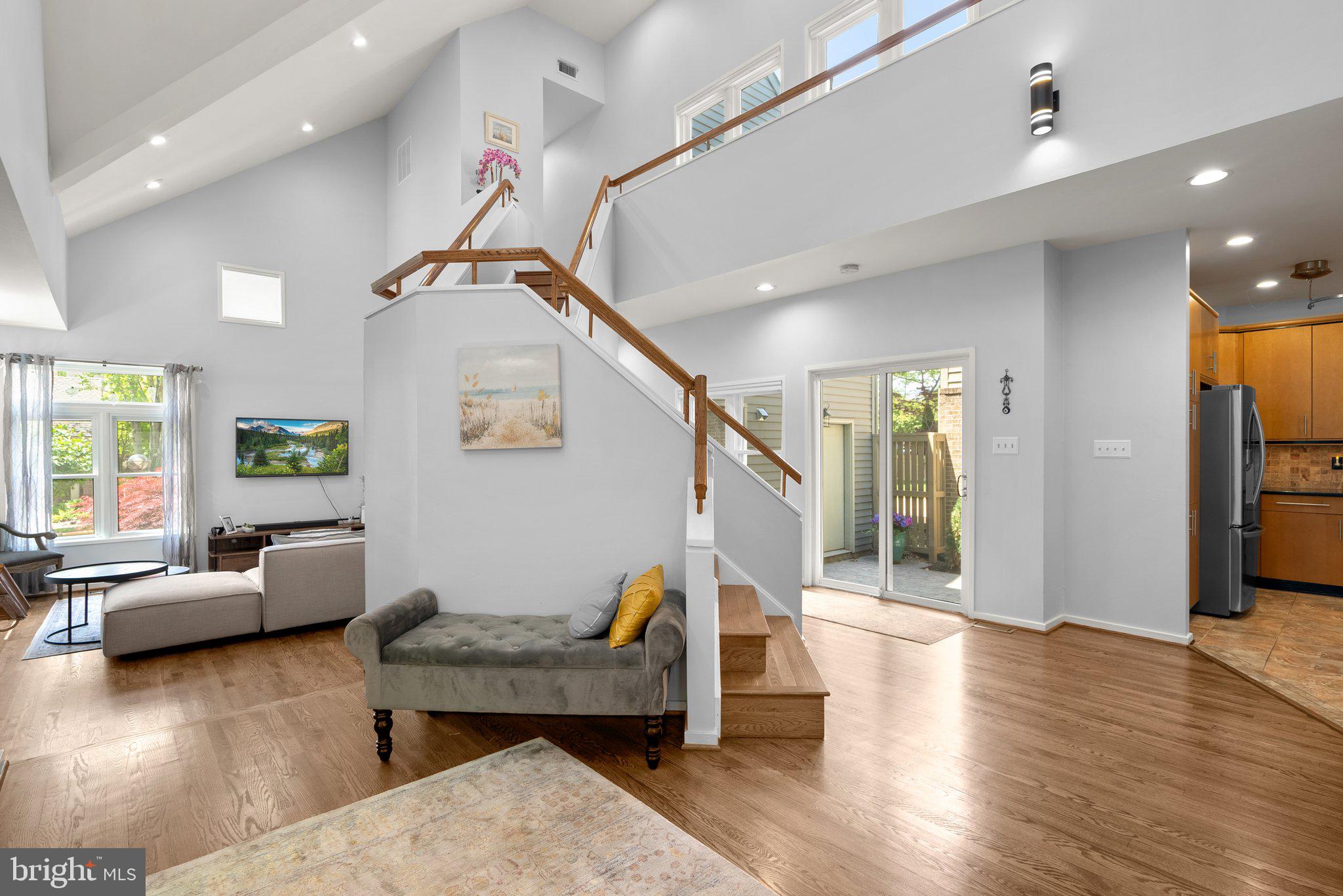 BEACON HILL - Residential