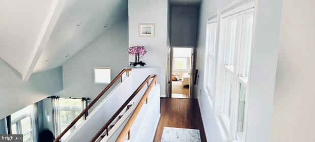 BEACON HILL - Residential