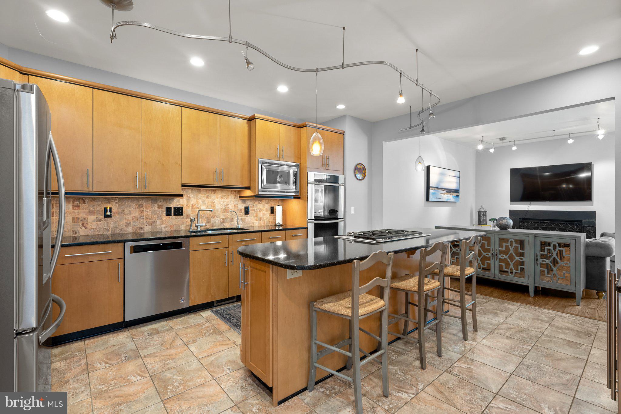 BEACON HILL - Residential