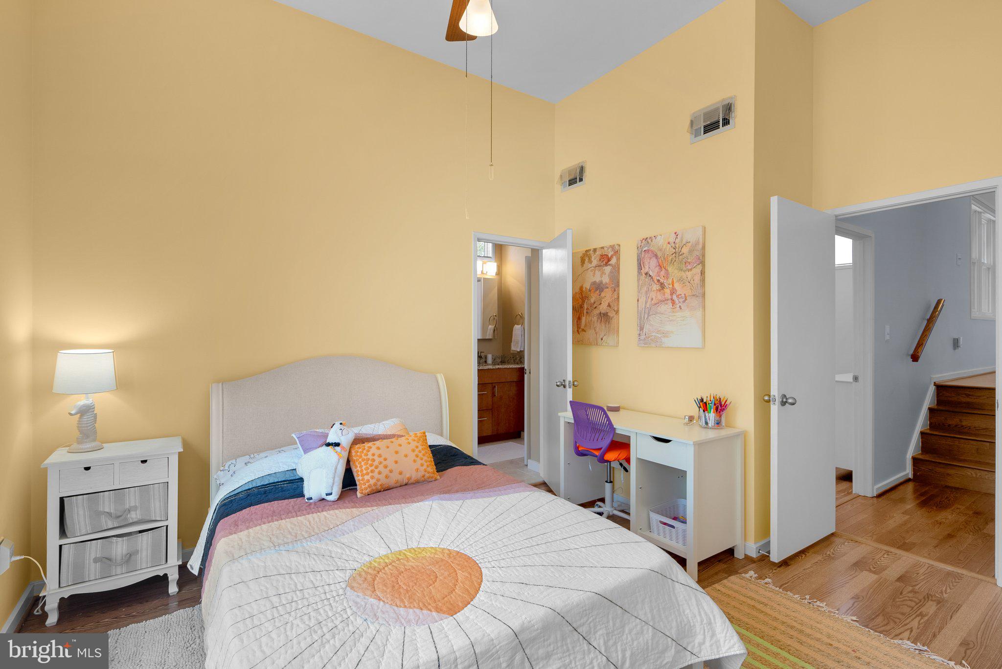 BEACON HILL - Residential