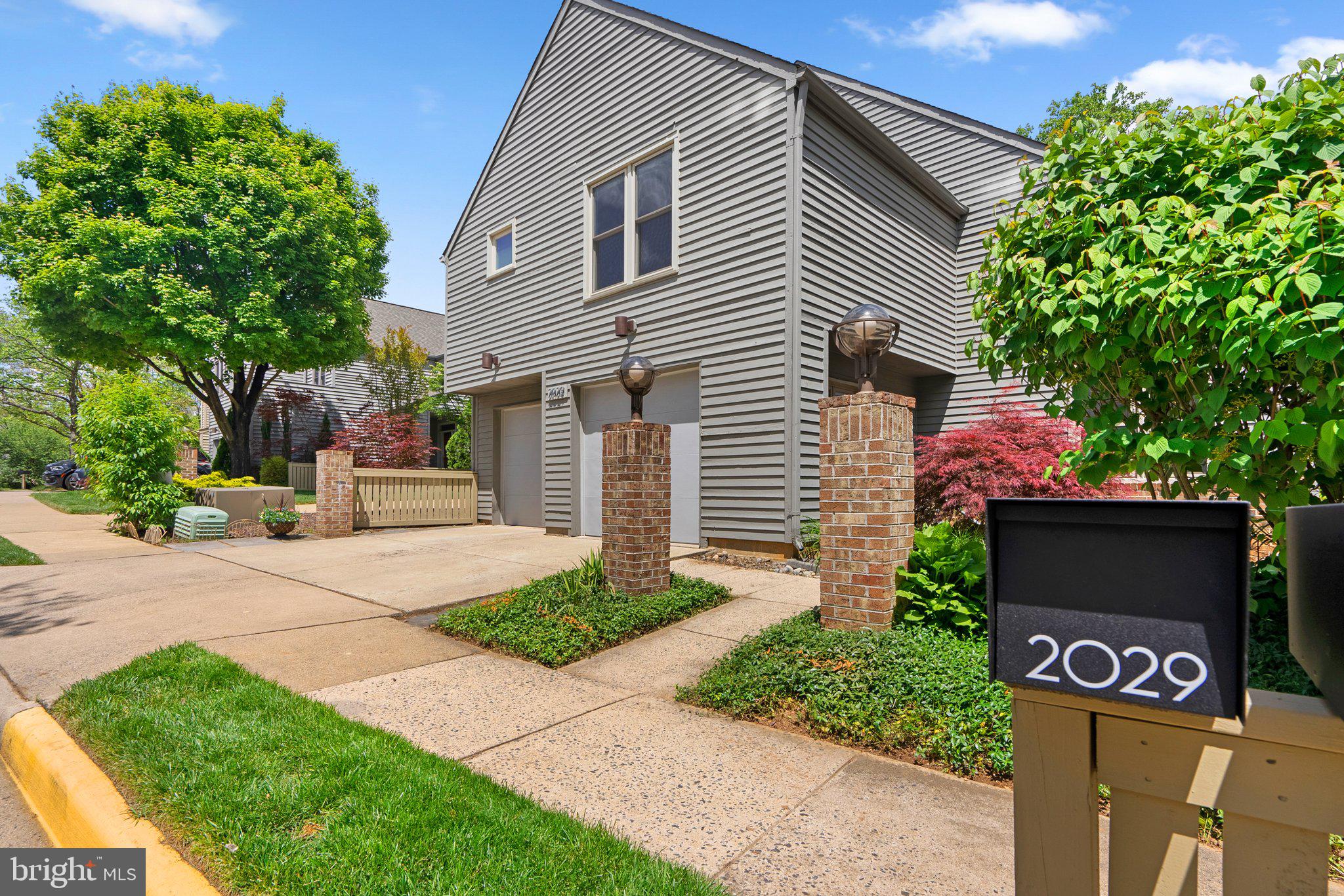 BEACON HILL - Residential