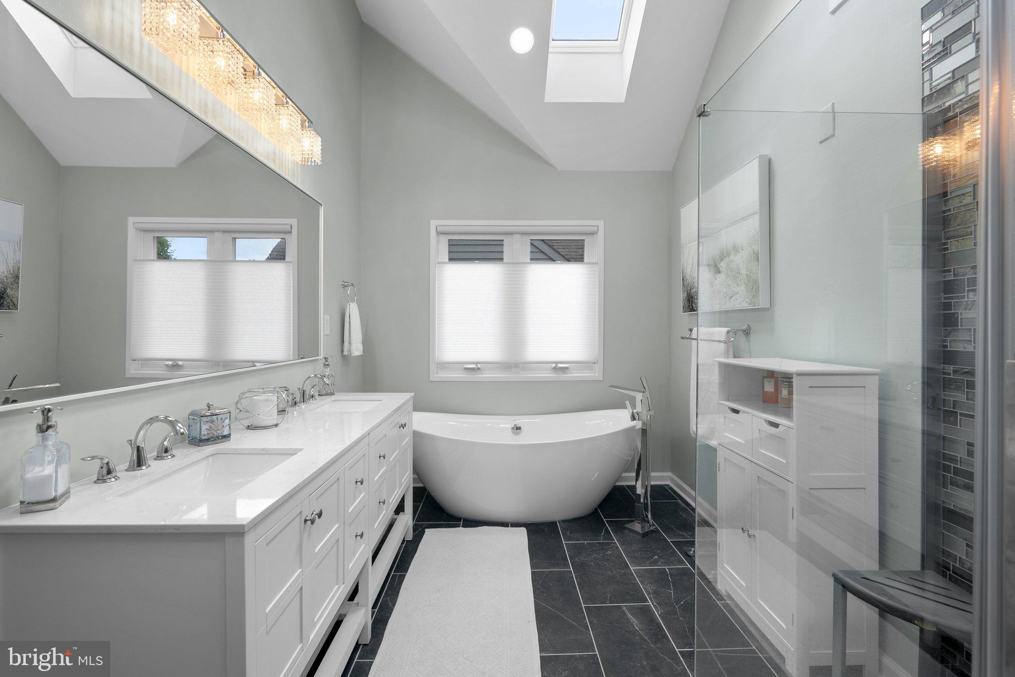 BEACON HILL - Residential