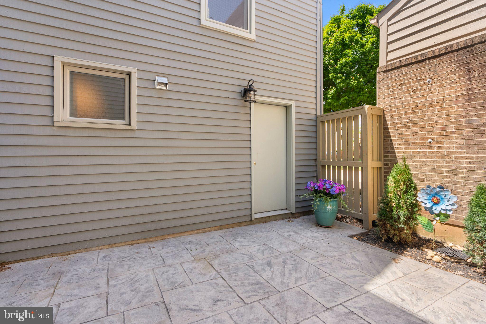 BEACON HILL - Residential