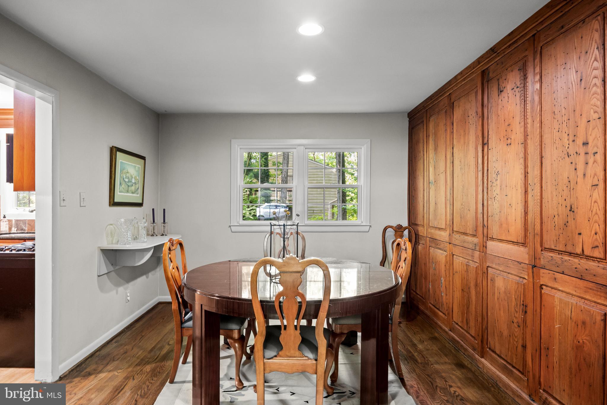 510 FIRESIDE LANE