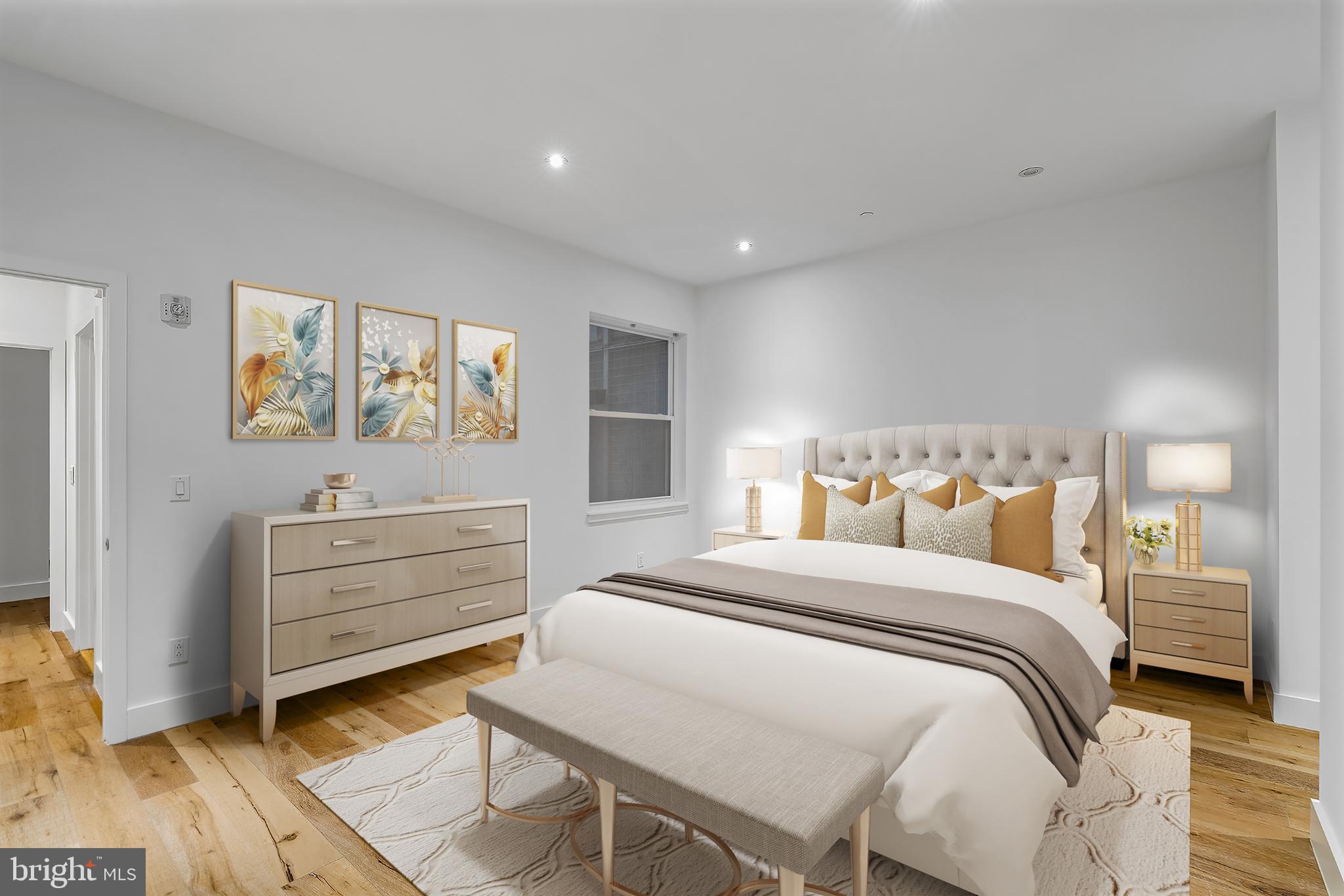WASHINGTON SQ - Residential